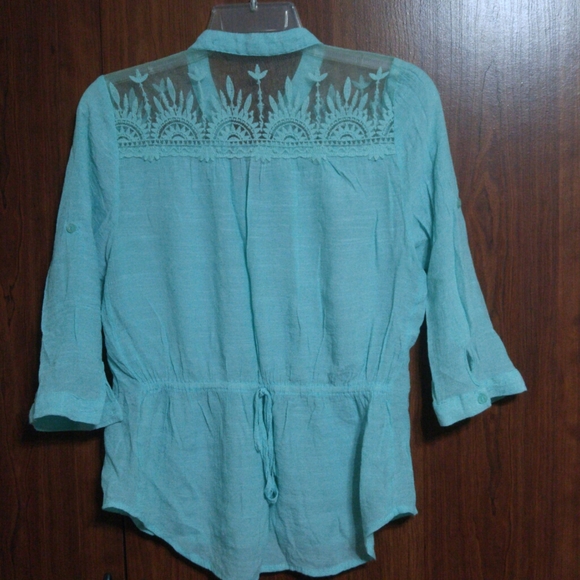 Mine mint green 3/4 sleeve button up blouse size large - Picture 5 of 5
